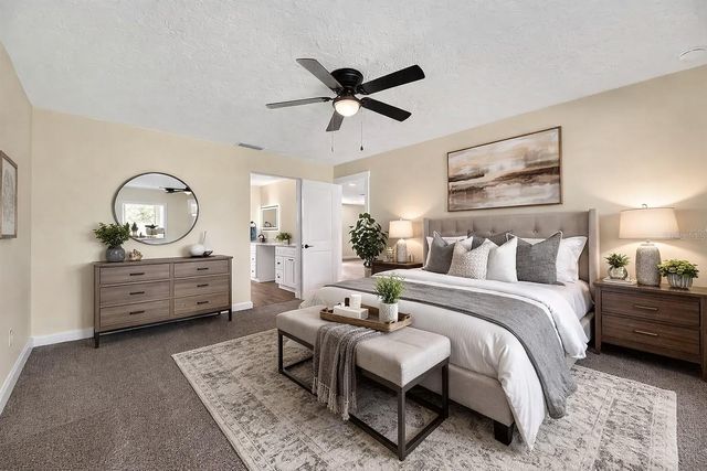 1903 COUNTRY CLUB COURT, Plant City, FL 33566