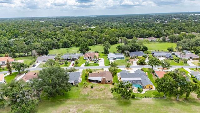 1903 COUNTRY CLUB COURT, Plant City, FL 33566