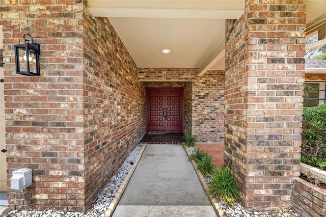 1903 COUNTRY CLUB COURT, Plant City, FL 33566