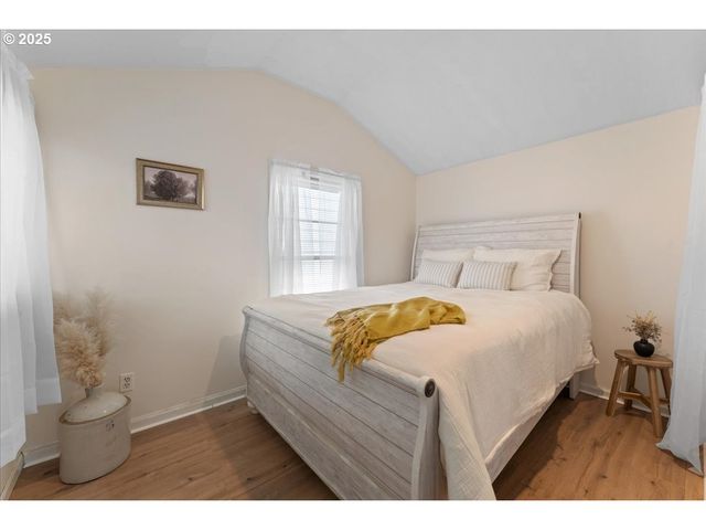 830 OCEANWAY St, Seaside, OR 97138