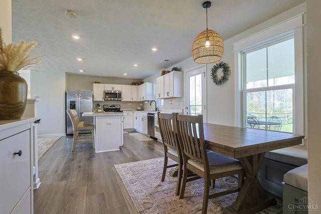 89 Cedarwood Drive, Amelia, OH 45102