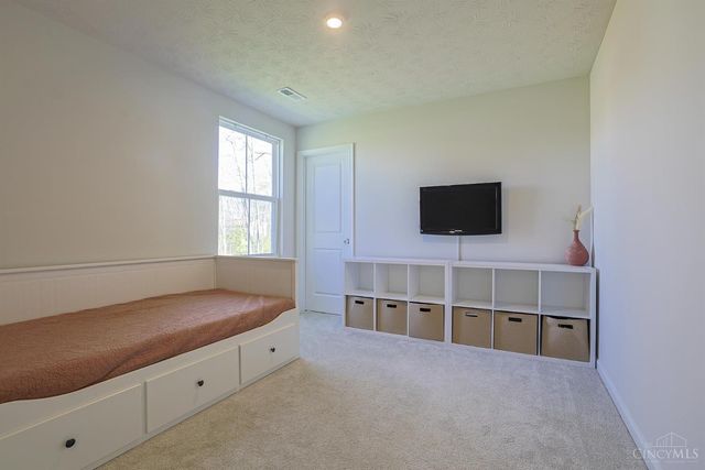 89 Cedarwood Drive, Amelia, OH 45102