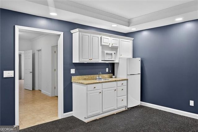 6 Wieuca Trace NE, Atlanta, GA 30342