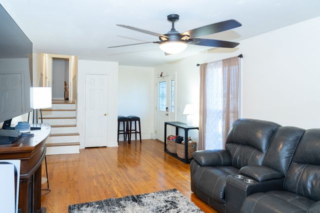 1005 Emily Dr, Goodlettsville, TN 37072