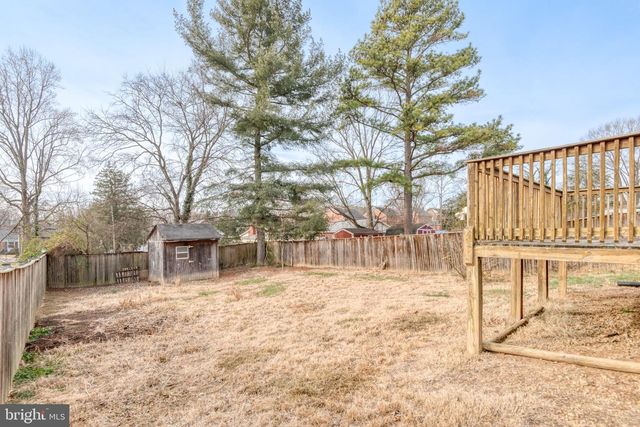 517 W KING ST, Strasburg, VA 22657