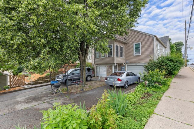 5001 Thomas Avenue S, Minneapolis, MN 55410