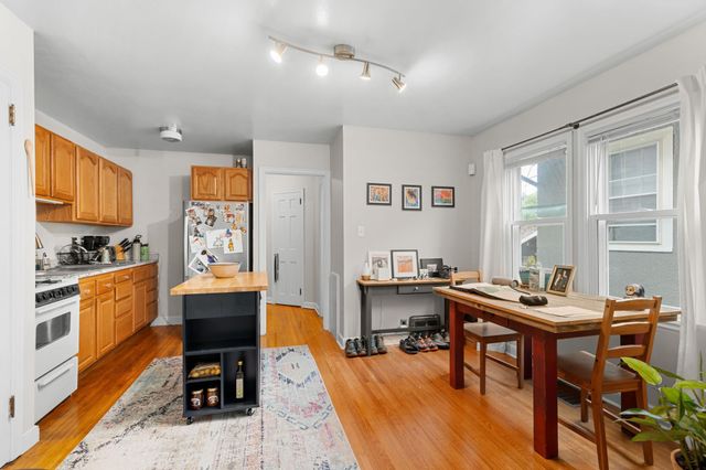 5001 Thomas Avenue S, Minneapolis, MN 55410