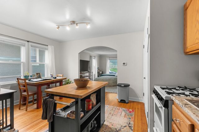 5001 Thomas Avenue S, Minneapolis, MN 55410