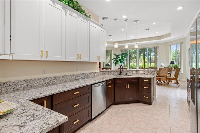 9301 Briarcliff Trace, Port St. Lucie, FL 34986