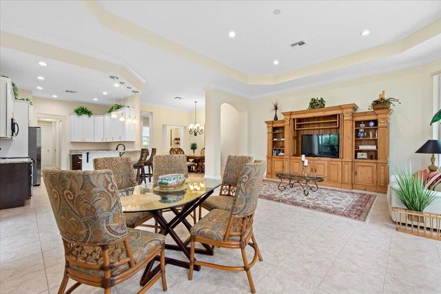 9301 Briarcliff Trace, Port St. Lucie, FL 34986
