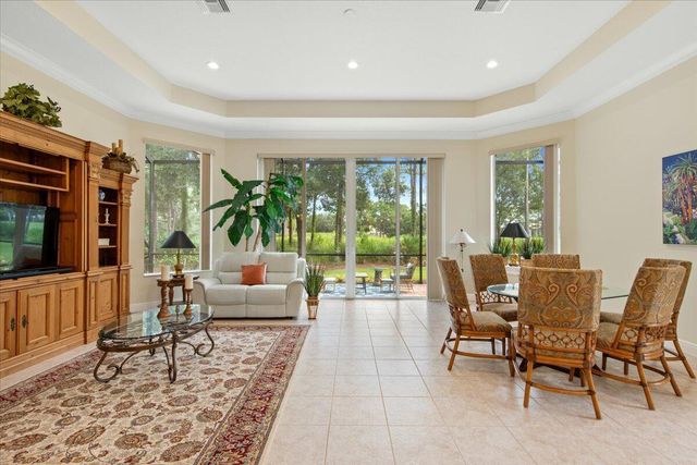 9301 Briarcliff Trace, Port St. Lucie, FL 34986