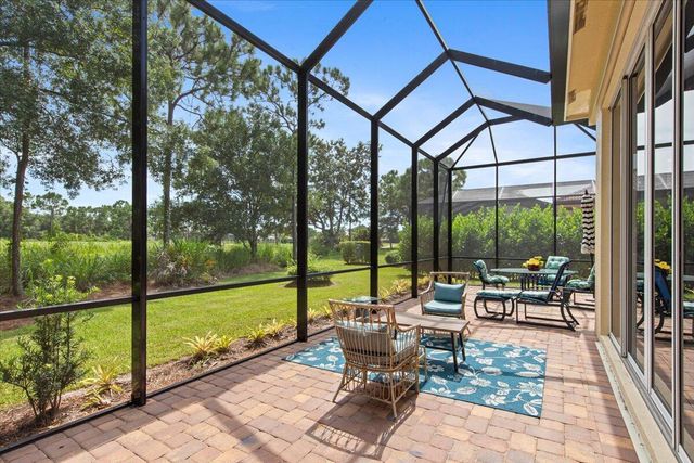 9301 Briarcliff Trace, Port St. Lucie, FL 34986