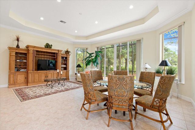 9301 Briarcliff Trace, Port St. Lucie, FL 34986