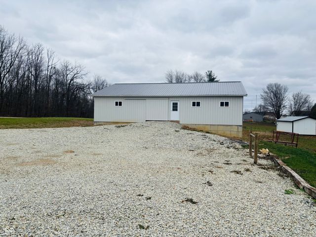 4823 W County Road 200 S, Connersville, IN 47331