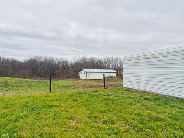 4823 W County Road 200 S, Connersville, IN 47331