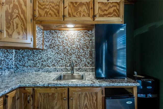 402 Ash Road, Choctaw, OK 73020