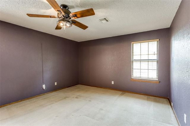 402 Ash Road, Choctaw, OK 73020
