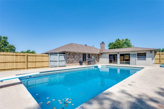 402 Ash Road, Choctaw, OK 73020