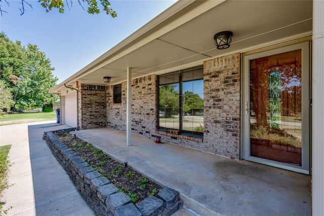 402 Ash Road, Choctaw, OK 73020