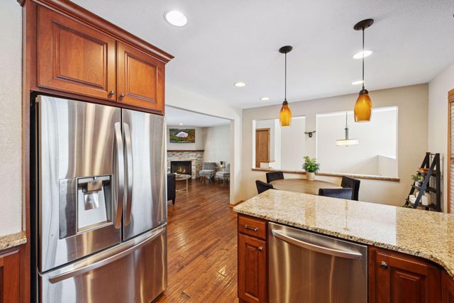 17155 Sandy Lane, Minnetonka, MN 55345