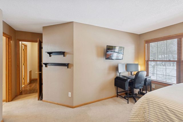 17155 Sandy Lane, Minnetonka, MN 55345