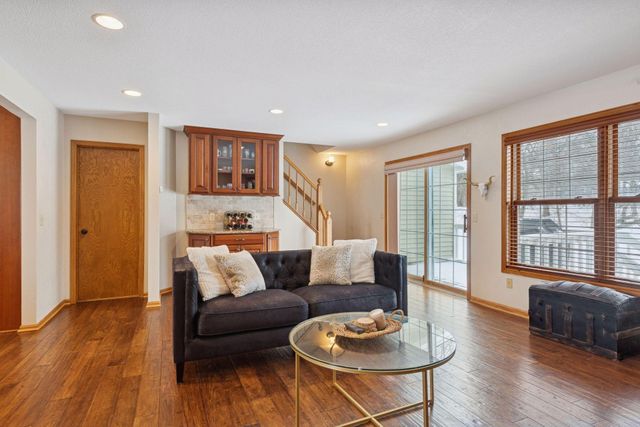 17155 Sandy Lane, Minnetonka, MN 55345