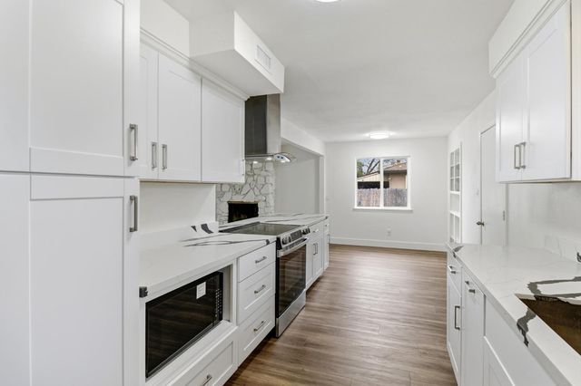 7341 Stanwood Way, Sacramento, CA 95831