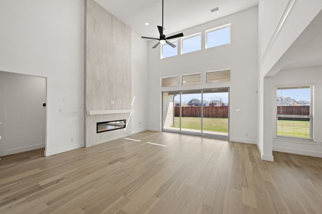 1814 Hidden Creek Drive, Midlothian, TX 76065