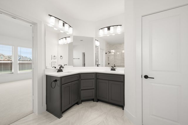 1814 Hidden Creek Drive, Midlothian, TX 76065