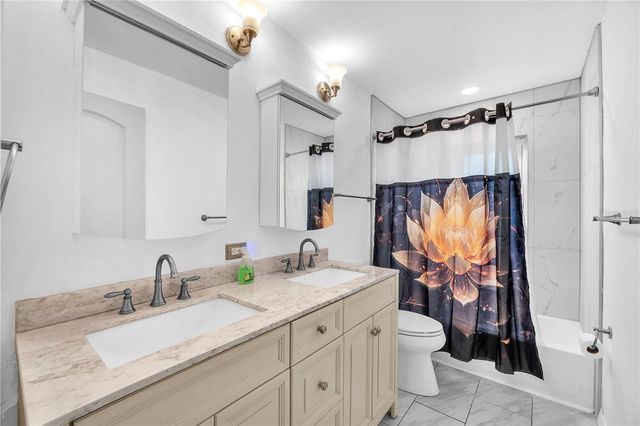 2805 TAMMARRON LANE, Brandon, FL 33511