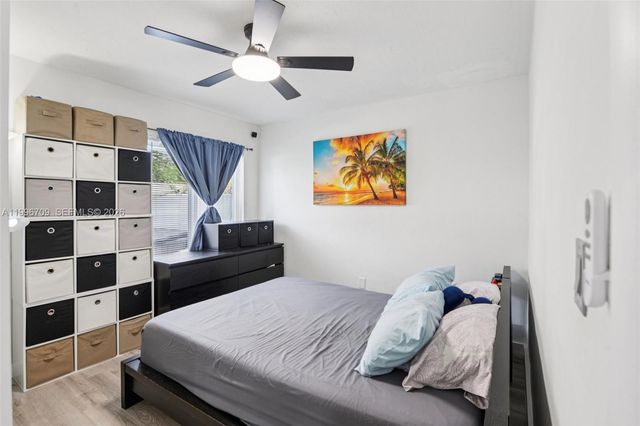 2951 NW 195th St, Miami Gardens, FL 33056