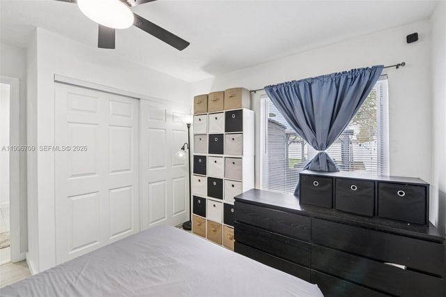 2951 NW 195th St, Miami Gardens, FL 33056