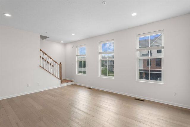 306 Thurgood Drive, Marshall, PA 15086