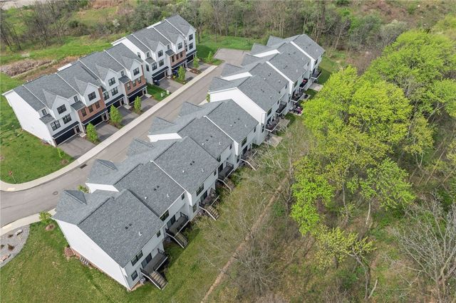 306 Thurgood Drive, Marshall, PA 15086