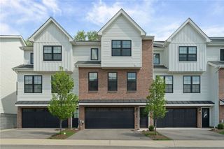 306 Thurgood Drive, Marshall, PA 15086