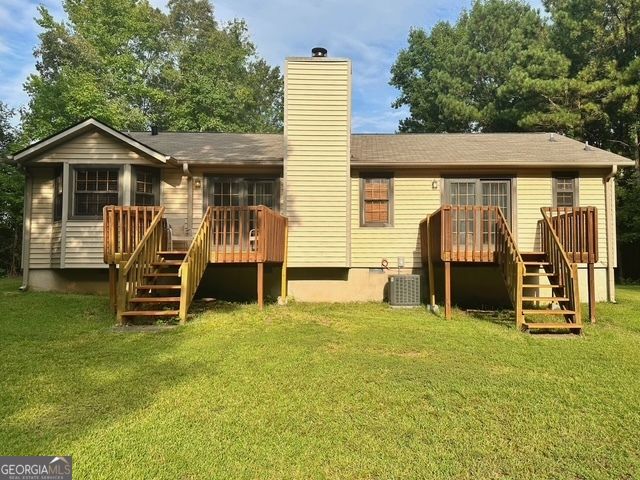 245 W Kelly Lake Road, Brooks, GA 30205