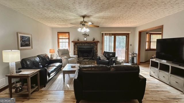 245 W Kelly Lake Road, Brooks, GA 30205