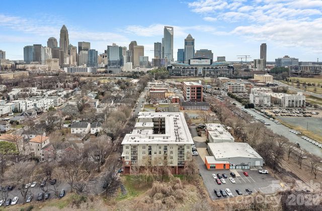 1101 W 1st Street 315, Charlotte, NC 28202