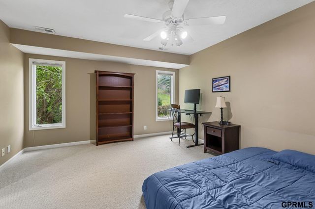 168 S 167Th Street, Omaha, NE 68118