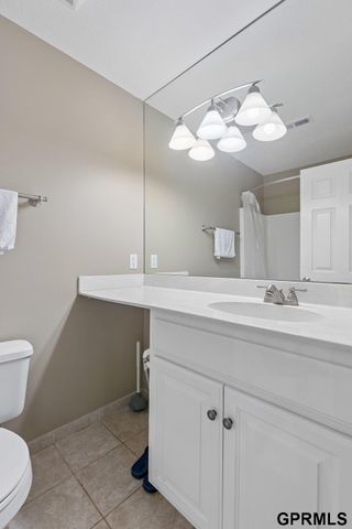168 S 167Th Street, Omaha, NE 68118