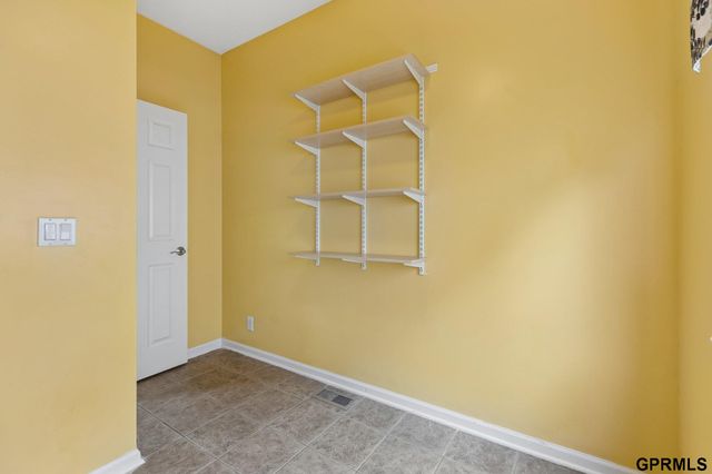 168 S 167Th Street, Omaha, NE 68118