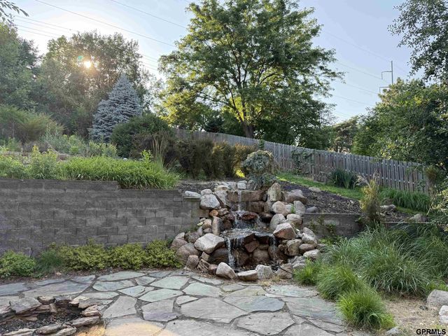 168 S 167Th Street, Omaha, NE 68118