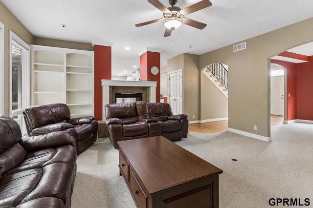 168 S 167Th Street, Omaha, NE 68118