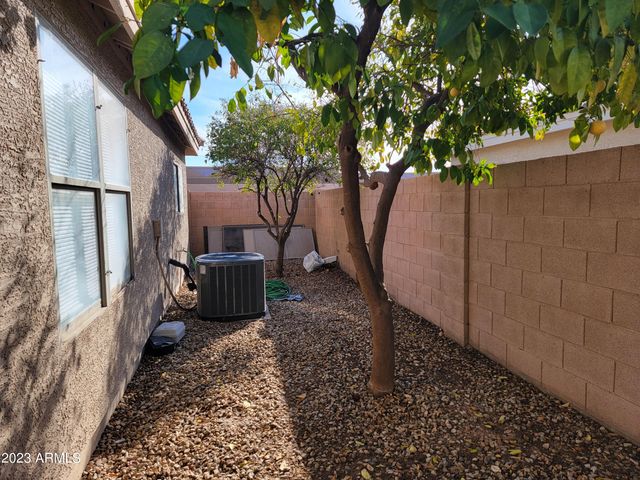 2259 E Spruce Drive, Chandler, AZ 85286