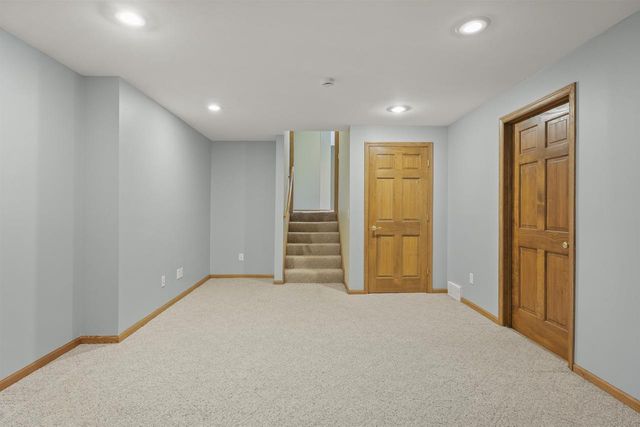 10 Byars Circle, Madison, WI 53719