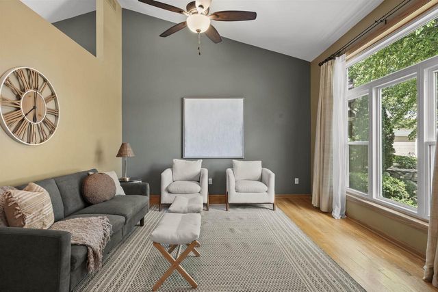 10 Byars Circle, Madison, WI 53719