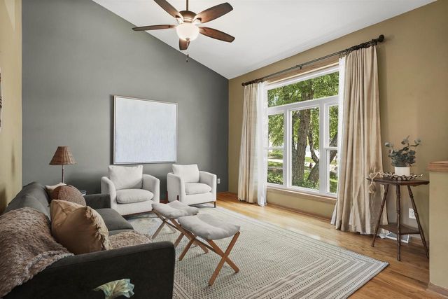 10 Byars Circle, Madison, WI 53719
