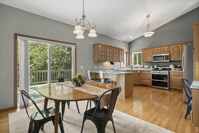 10 Byars Circle, Madison, WI 53719