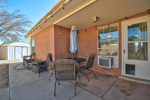 6709 Tierra Madre Court NW, Albuquerque, NM 87120