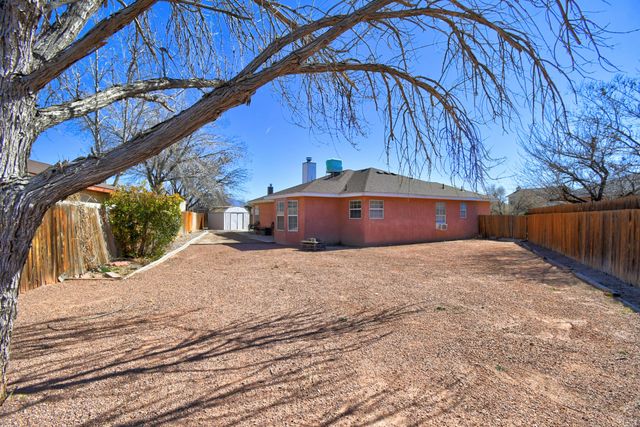 6709 Tierra Madre Court NW, Albuquerque, NM 87120